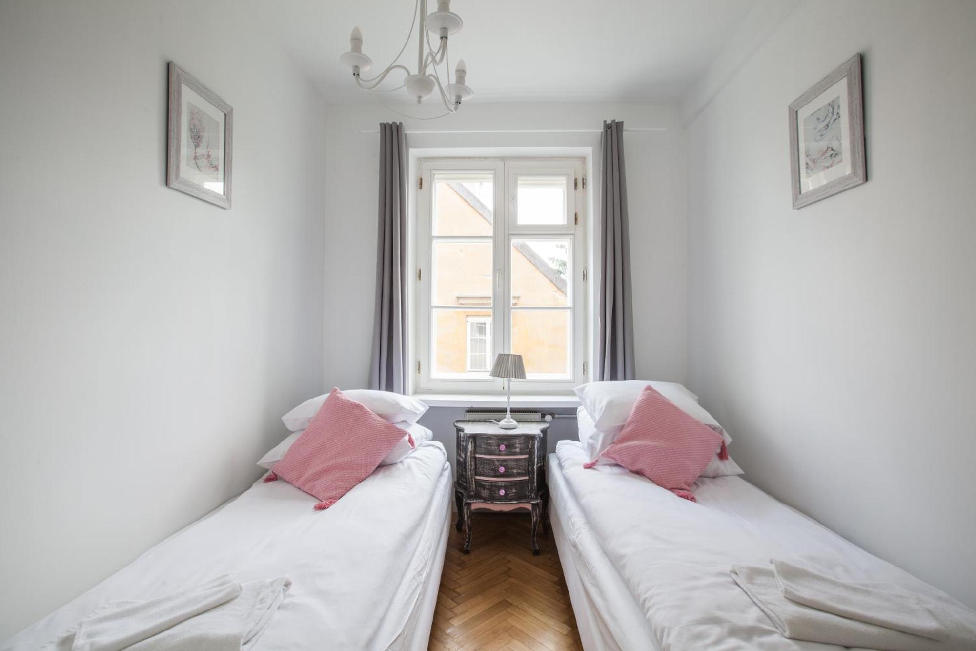 Ego Apartments Old Town II Varšava Pokoj fotografie